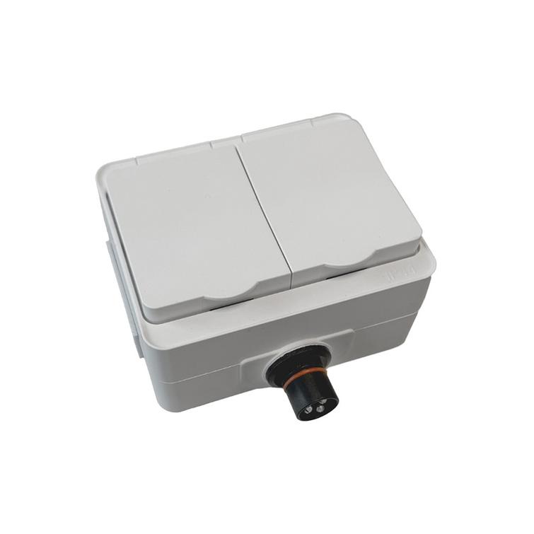 DEFA PlugIn kaksoispistorasia kannella