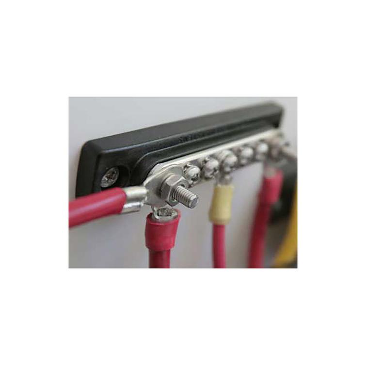 Kytkent&auml;kisko 100A