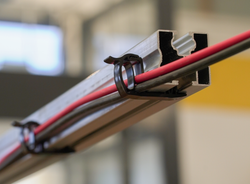 Kaapelikiinnike Multi 10S