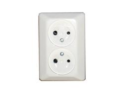 ELKO 12V-48V pistorasia