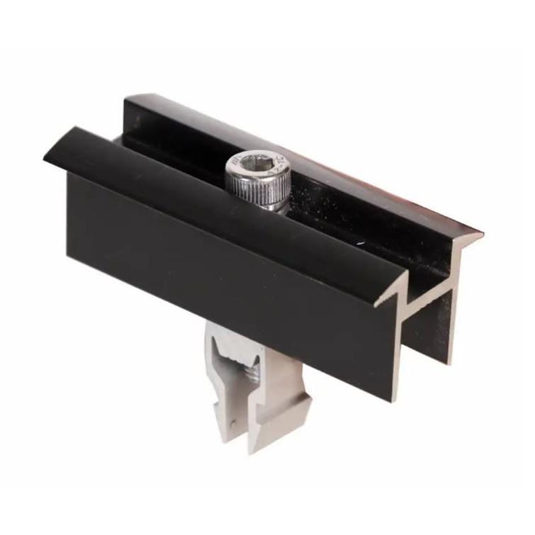 Aurinkopaneelin keskikiinnike asennuskiskoon, musta