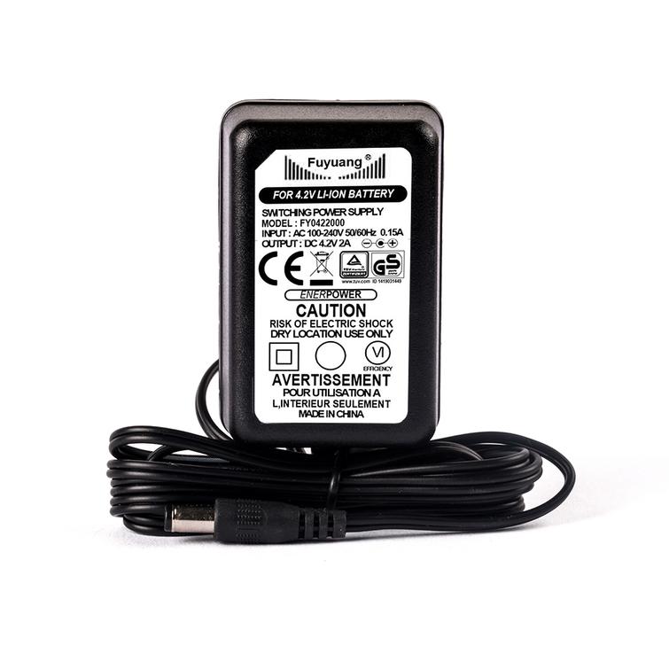 1S 3.6V - 3.7V (4.2V) Laturi 2A, DC Plugilla